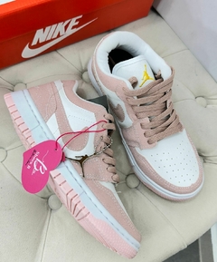 Nike Jordan/ Rose na internet