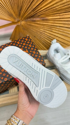 LOUIS VUITTON/ BRANCO GELO - comprar online
