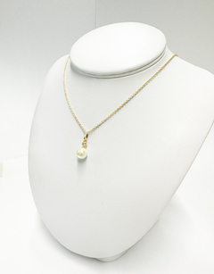 CADENA CON DIJE PERLA ENCHAPADO