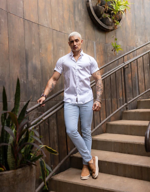 Calça Alfaiataria Skinny Amsterdã Acetinada Azul Neblina - Conquest na internet