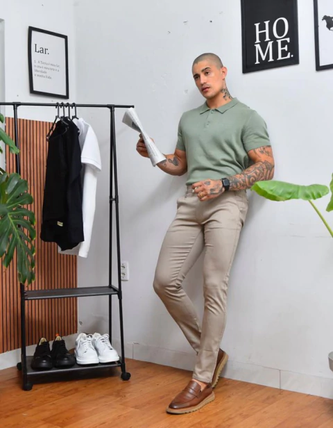 Calça Alfaiataria Skinny Amsterdã Acetinada Khaki - Conquest na internet