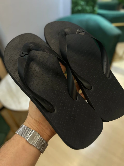 Chinelo Preto liso Basic - Acostamento - comprar online