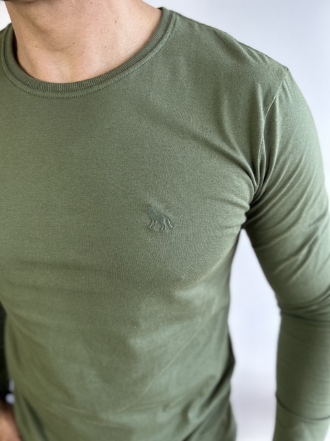 Camiseta Manga Longa Basic Verde Oliva Logo Bordada - Acostamento - comprar online