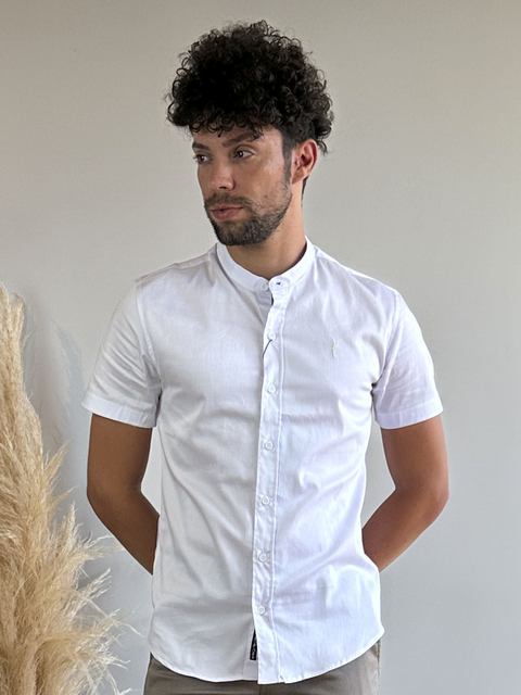 Camisa Slim Manga Curta Branca - Gola Padre - Zip Off na internet
