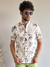 Camisa Slim Manga Curta Linho Branca Estampa Preta 010 - Gola Padre - Tzn na internet