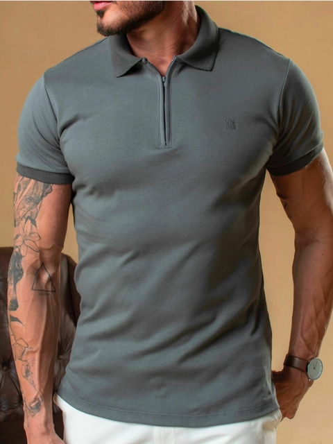 Camiseta Gola Polo Cinza Chumbo - OXG - comprar online