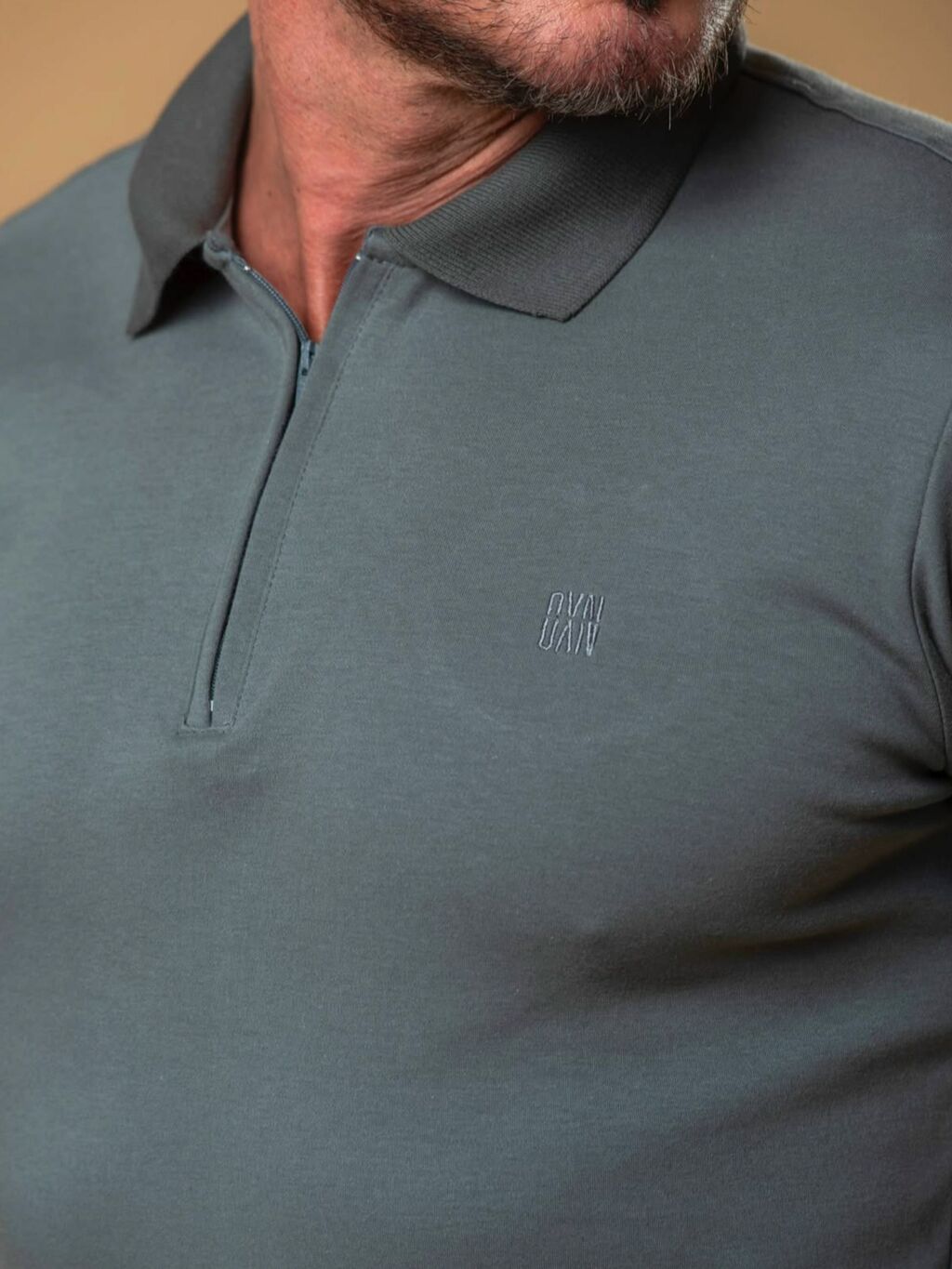 Camiseta Gola Polo Cinza Chumbo - OXG na internet