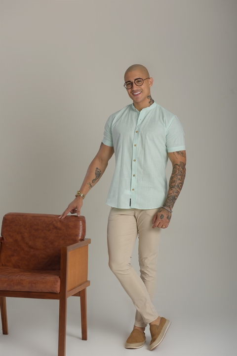 Camisa Slim Manga Curta Linho Verde Claro - Gola Padre - Conquest - comprar online
