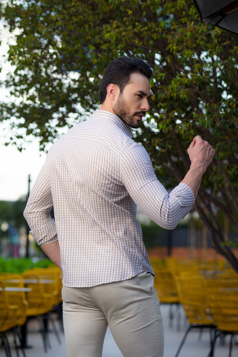 Imagem do Camisa Slim Xadrez M. Longa Branco / Bege - Conquest