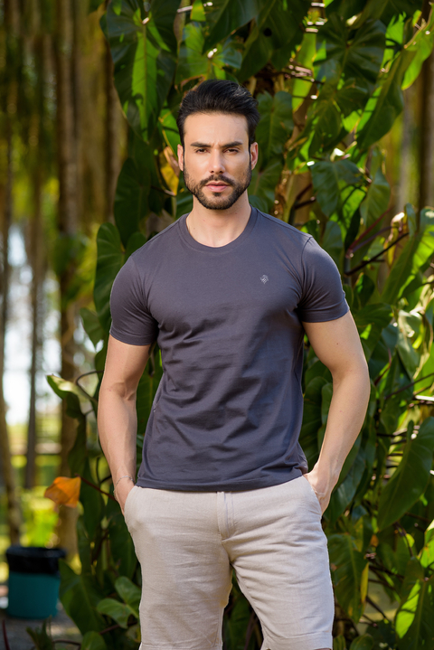 Camiseta Básica Slim Cinza Grafite - Conquest - comprar online