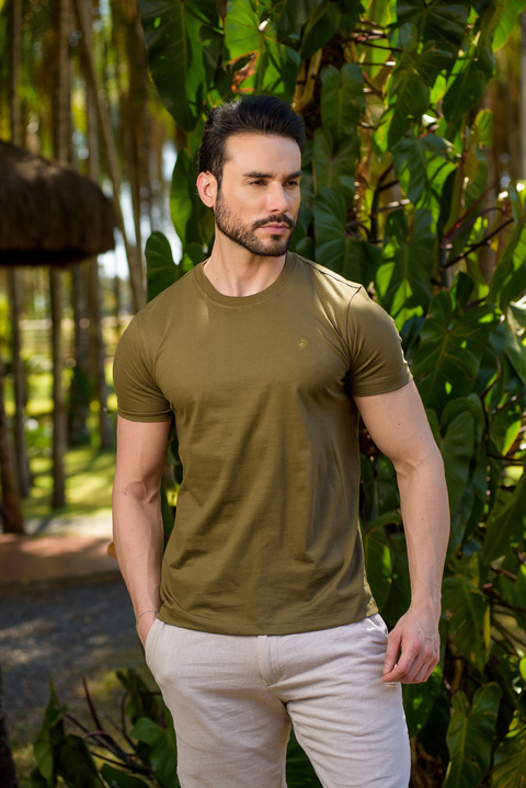 Camiseta Básica Slim Verde Musgo - Conquest - comprar online