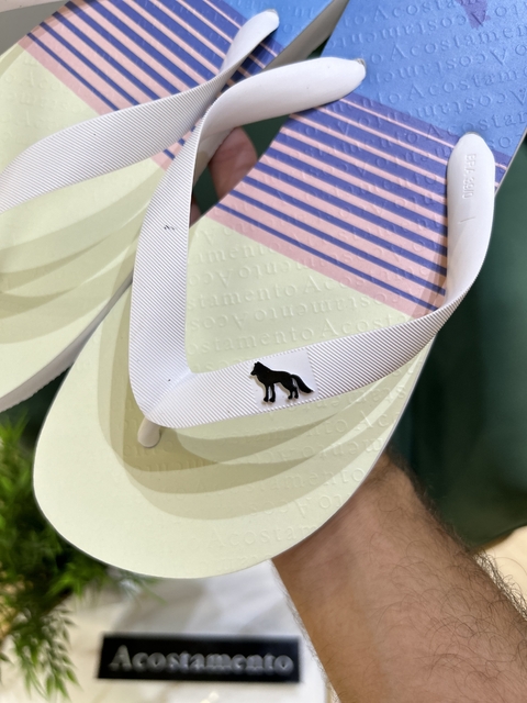 Chinelo Branco Listrado Azul 9009 - Acostamento na internet