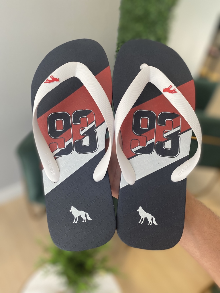 Chinelo Marinho 93 - Acostamento
