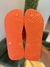 Chinelo Laranja Liso - Acostamento na internet