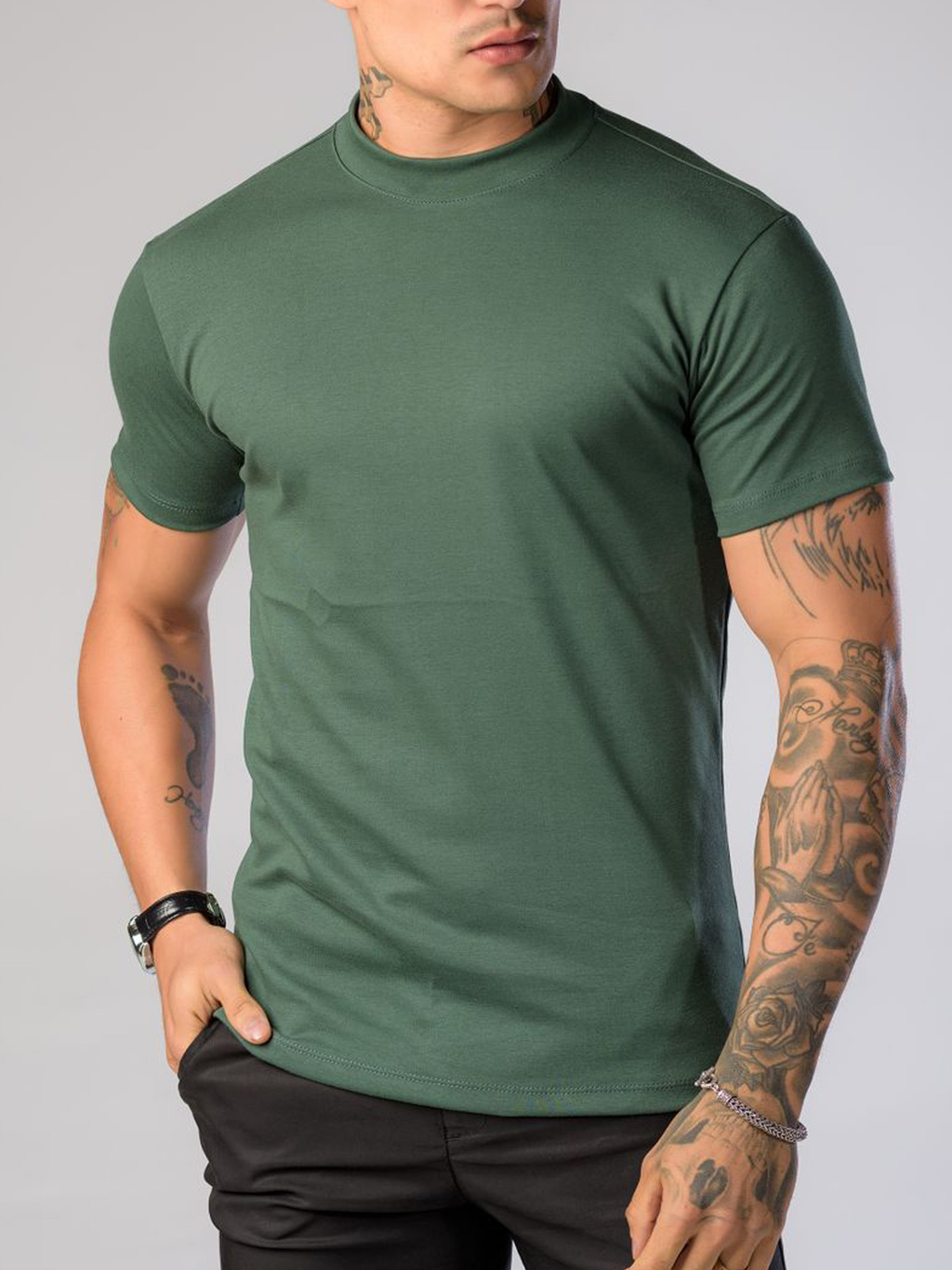 Camiseta Gola Média Slim Verde - Conquest