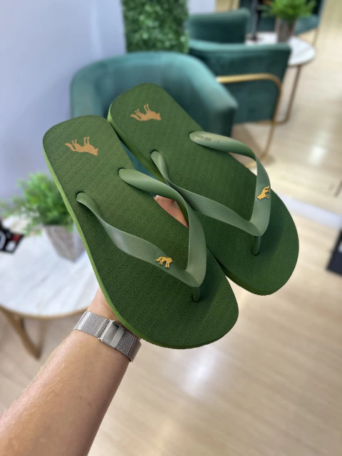Chinelo Verde Militar Liso - Acostamento na internet