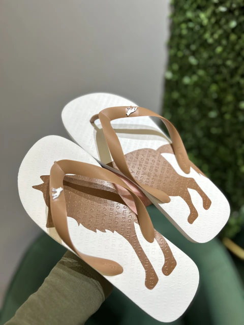 Chinelo Branco Lobao Castanho 9003 - Acostamento - Kamarim Patos