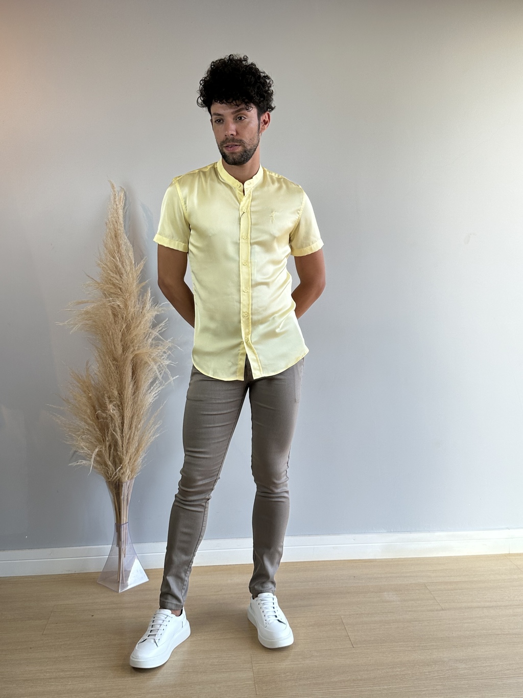 Camisa Slim Manga Curta Amarela - Gola Padre - Zip Off - Kamarim Patos