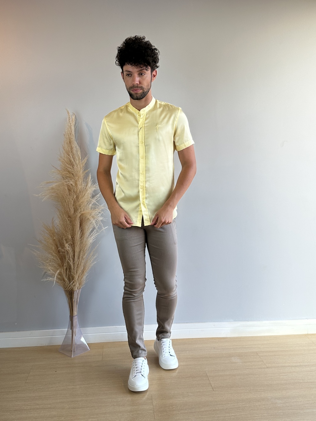 Camisa Slim Manga Curta Amarela - Gola Padre - Zip Off - loja online
