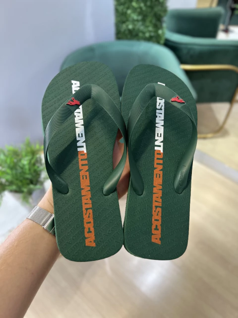 Chinelo Verde Lettring 9017 - Acostamento