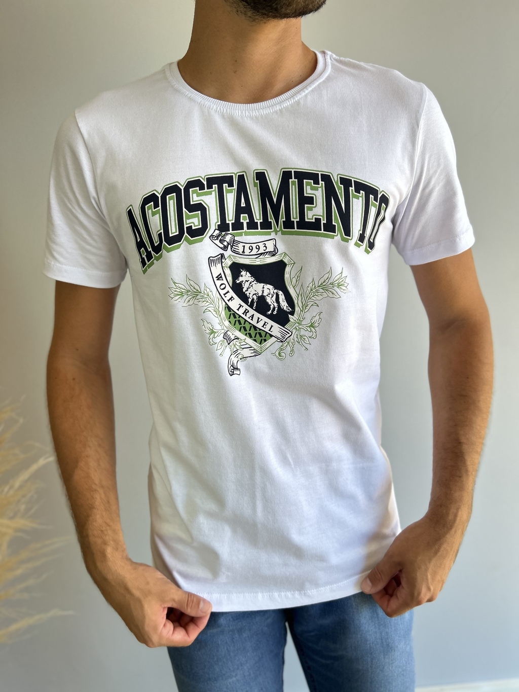 Camiseta Assinatura Branca 2147 - Acostamento