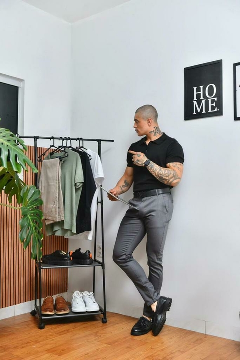 Calça Alfaiataria Skinny Amsterdã Acetinada Cinza Chumbo - Conquest na internet