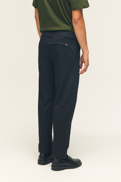 Pantalón Elástico Negro - ABC Not Found