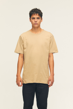 Remera Boy Tostado en internet