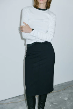 Falda Larga Negra en internet