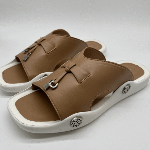 Adda LAS WEIMANN sandalia super flexible liviana con apliques tipo Hermes nude bajitas JL62717-1