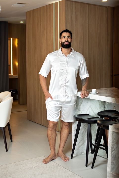 Shorts e Camisa Manga Curta cetim off com vies off