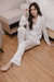 Imagem do Pijama Calca e camisa manga longa cetim off com vies off