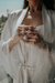 Robe noiva cetim longo Renda barra e manga branco - comprar online