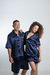 Pijama de casal cetim shorts e camisa manga curta cetim azul marinho vies off - comprar online