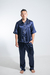Calça e Camisa Manga Curta cetim azul marinho vies off - comprar online