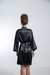 Robe cetim curto clássico preto com vies off