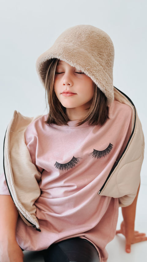 Remera PESTAÑAS