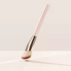 Rare Beauty - PRE ORDER | Soft Pinch Blush Brush en internet