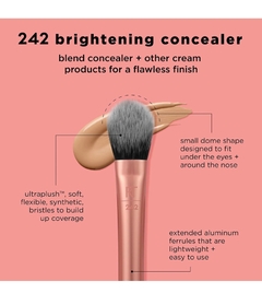 Real Techniques 242 Brightening Concealer Brush - tienda online