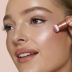 Imagen de Charlotte Tilbury Beauty Wand