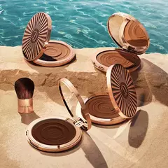 Imagen de Charlotte Tilbury BEAUTIFUL SKIN SUN-KISSED GLOW BRONZER 2 MEDIUM