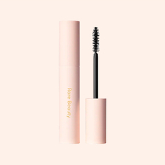 RARE BEAUTY Perfect Strokes Universal Volumizing Mascara - comprar online