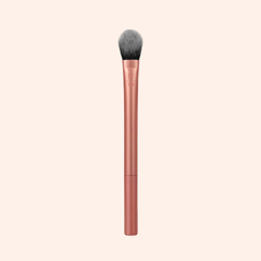 Real Techniques 242 Brightening Concealer Brush - comprar online