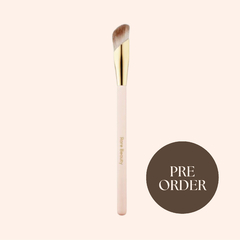 Rare Beauty - PRE ORDER | Liquid Touch Concealer Brush - comprar online