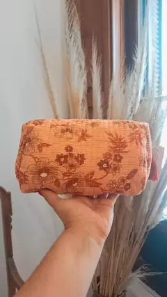 Necesser Hindu