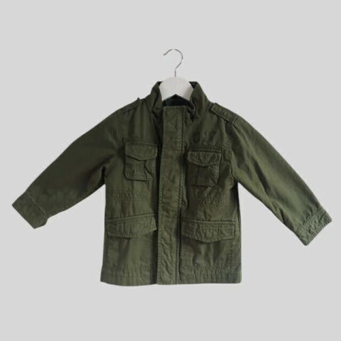 Campera de gabardina militar verde Gap - 3A - comprar online