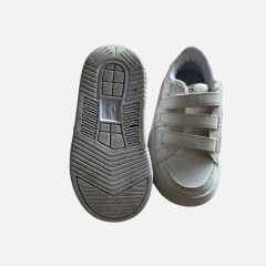 Zapatillas con velcro blancas Lacoste *NUEVO* - 20(15cm) - Comunidad Vestireta