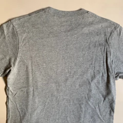 Remera manga corta de algodón gris "Juego" Uniqlo - 12A - Comunidad Vestireta