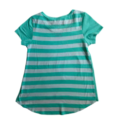 Remera de algodón manga corta verde "Mascotas" Universal - 12A - Comunidad Vestireta