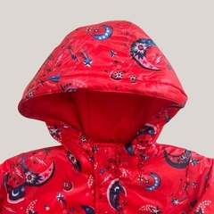Campera de nylon con capucha roja "Lunas" Kosiuko *NUEVO* - 6A - Comunidad Vestireta